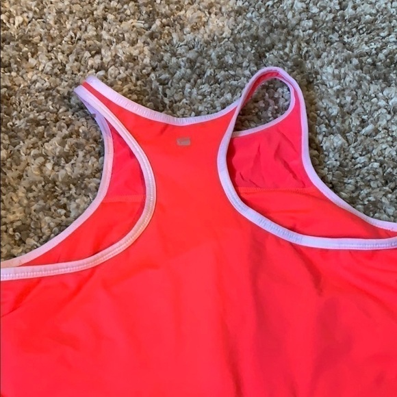 Fabletics - Picture 3 of 4